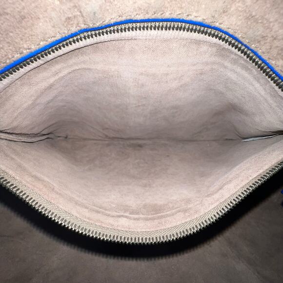 Bottega Veneta Blue Intrecciato Leather Hobo Bag - Picture 9 of 15